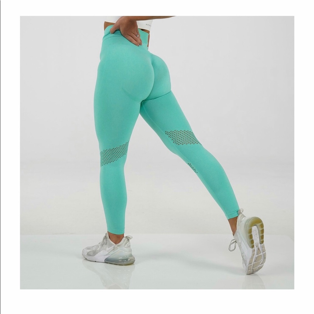 Nvgtn mint leggings